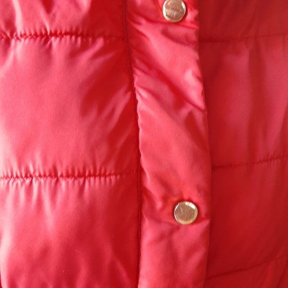 CHARTER CLUB PUFFER VEST - Picture 3 of 13